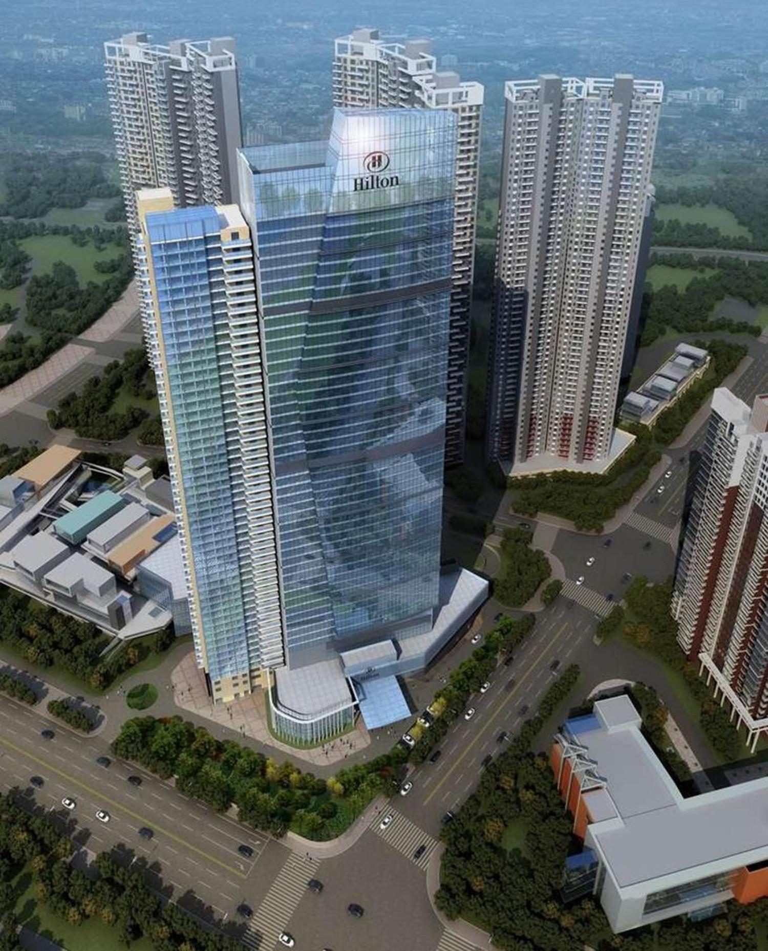 Hilton Wuhan Yangtze Riverside Екстериор снимка